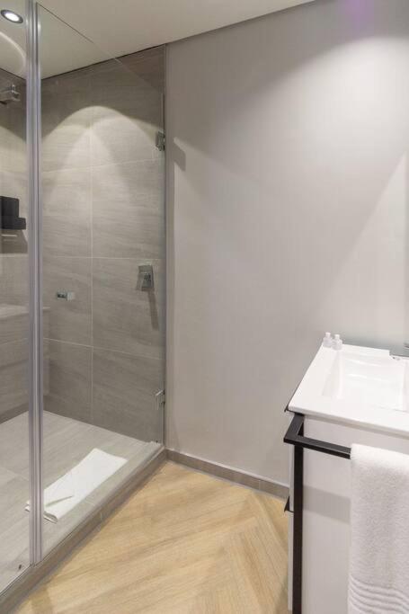 Brand New Large Studio Apartment In Cape Town. ภายนอก รูปภาพ